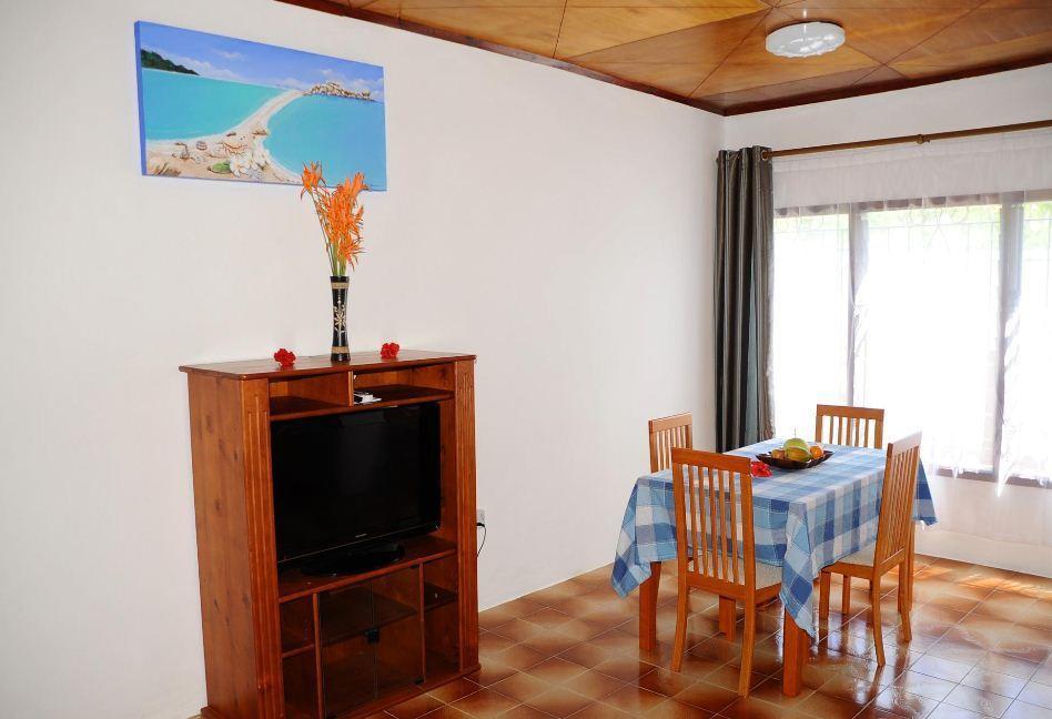 Seashell Self Catering Villa Гранд Анс Стая снимка